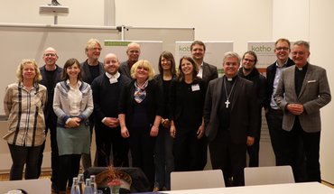 Der Erzbischof mit dem Kollegium des Fachbereichs Sozialwesen