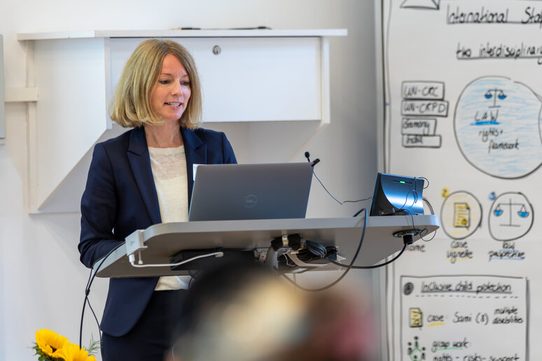Prof.in Dr.in Grit Höppner eröffnet die Veranstaltung.
