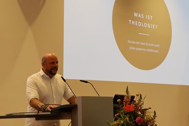 Prof. Dr. Aaron Langenfeld, Rektor der Theologischen Fakultät Paderborn hielt den Festvortrag.