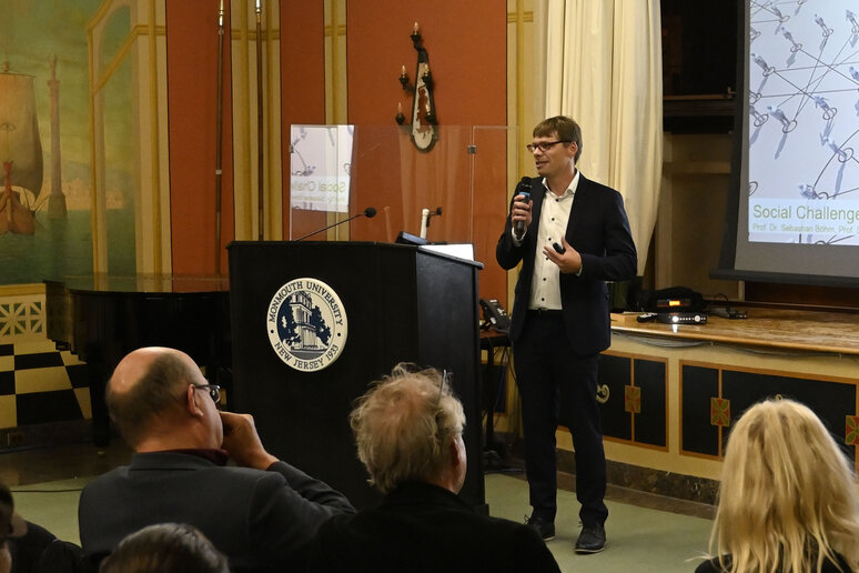 Gastvorlesung an der Monmouth University mit Prof. Dr. Sebastian Böhm (katho Köln) 