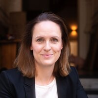 Portrait Prof.in Dr.in V. Hesseler