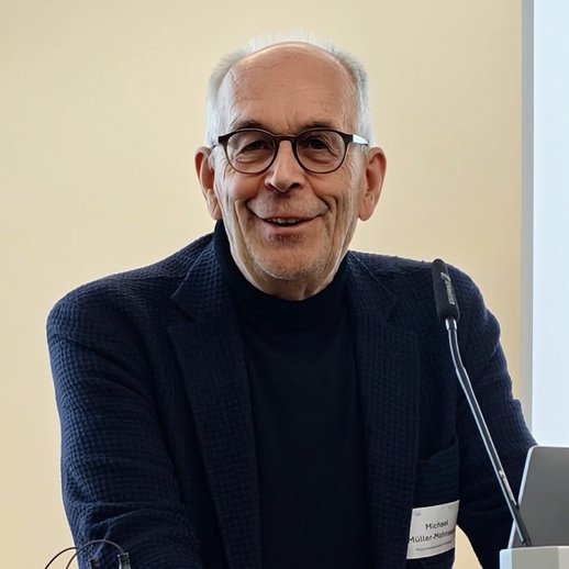 Michael Müller-Mohnssen am Redepult