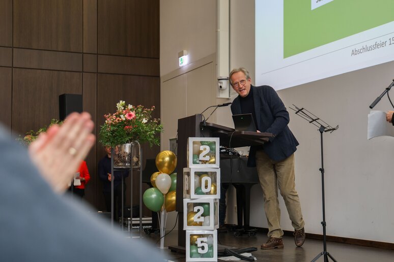 Prof. Dr. Jörg Rövekamp-Wattendorf