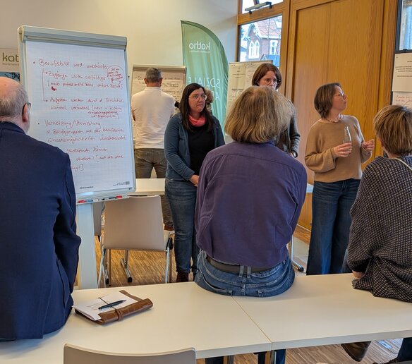 Studierende präsentieren die Ergebnisse