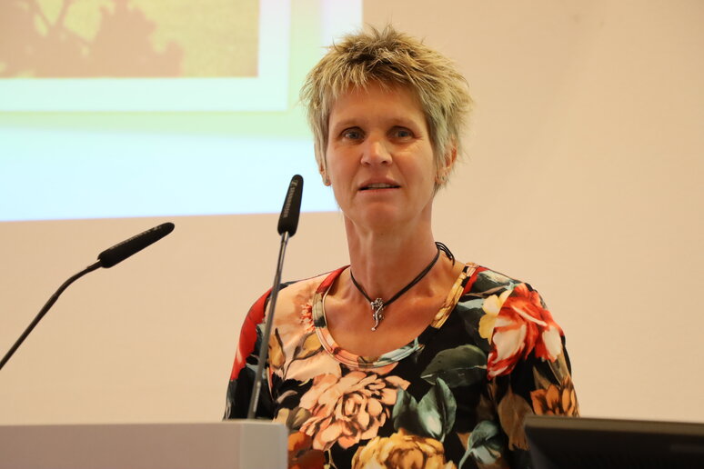 Grußwort von der stellvertretenden Bürgermeisterin Sabine Kramm.