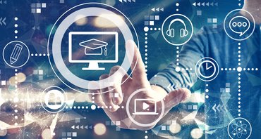 Eine abstrakte Darstellung mit unterschiedlichen Symbolen. Eine Person, die mit ihrer Hand eines der Symbole berührt.