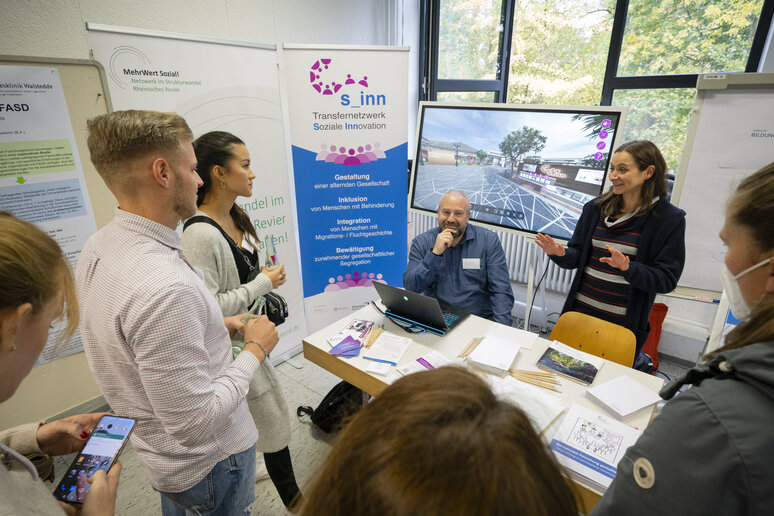 Institute stellen sich vor.