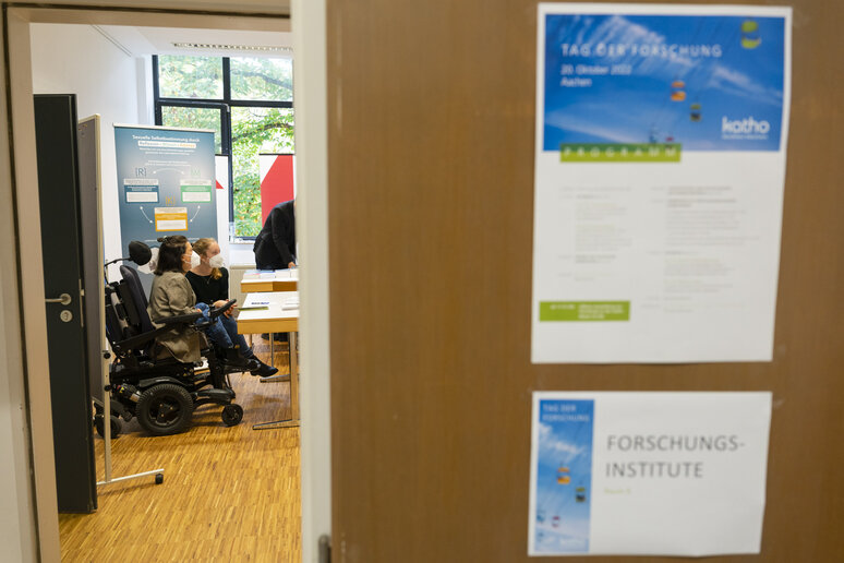 Institute stellen sich vor.